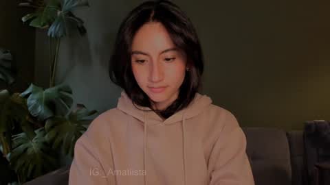 Snapshot of sweet_mara_cat chatting on January 2025 07:51:01 PM Mor online show from January 2025 07:51:01 PM