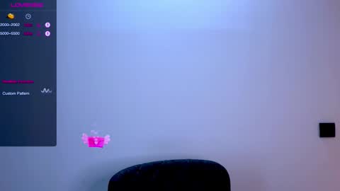 Mia online show from September 2025 10:37:01 AM