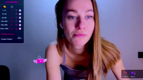 Mia online show from January 2026 12:18:01 PM