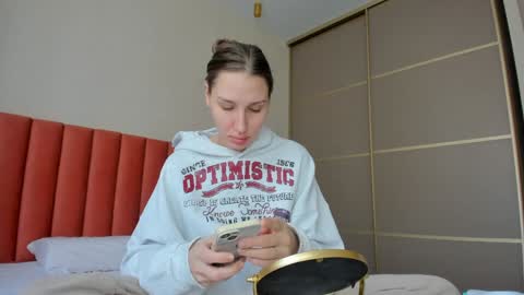 Snapshot of sweet_miss381 chatting on January 2025 04:33:02 AM Sofi online show from January 2025 04:33:02 AM