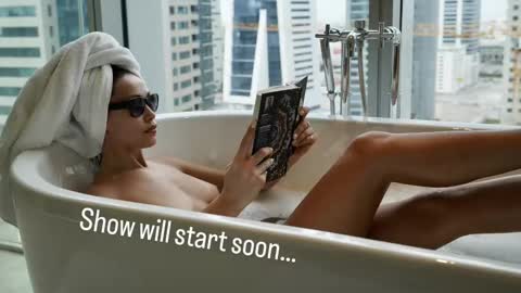 Snapshot of sweet_moan chatting on March 2025 04:36:02 AM Dana online show from March 2025 04:36:02 AM