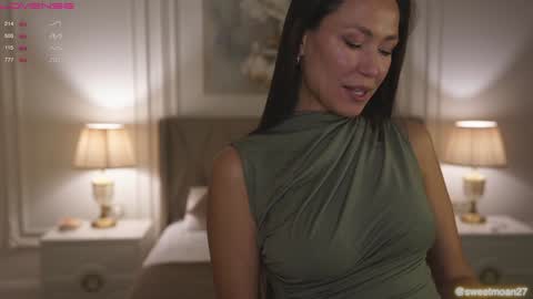 Snapshot of sweet_moan chatting on September 2025 09:34:01 AM Dana online show from September 2025 09:34:01 AM