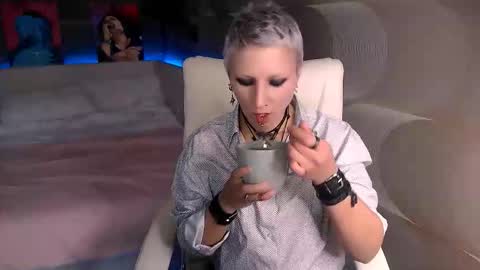 Snapshot of sweet_n_strong chatting on October 2025 01:50:02 PM sweet_n_strong online show from October 2025 01:50:02 PM