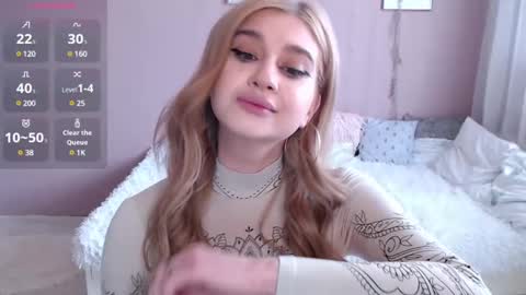 sweet_nicole_333 online show from March 2025 11:10:02 AM