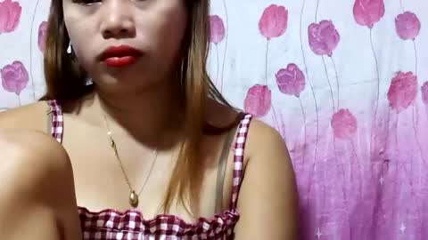 Snapshot of sweet_nina4uxx chatting on February 2026 11:53:02 PM Nina online show from February 2026 11:53:02 PM