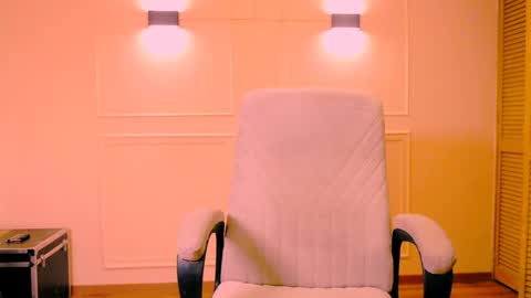 My name is Catalina. Please say hello I like to chat with you. If you have requests please use tip online show from December 2025 03:33:02 AM