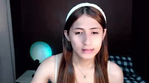 sweet_paprikaxx online show from August 2026 03:47:02 PM