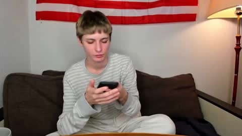 kira online show from December 2024 09:58:02 PM