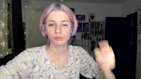 kira online show from October 2025 09:58:02 PM