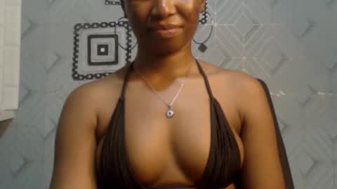 Snapshot of sweet_puna chatting on January 2025 10:00:02 AM Nancy online show from January 2025 10:00:02 AM