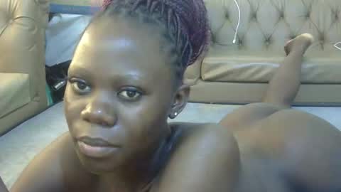 Snapshot of sweet_sharon01 chatting on February 2026 12:31:01 PM Sharon online show from February 2026 12:31:01 PM