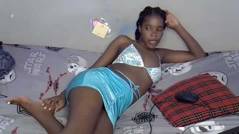 sweet_sheee online show from February 2026 10:53:01 PM