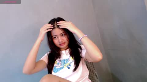 Leah online show from December 2024 05:18:01 AM