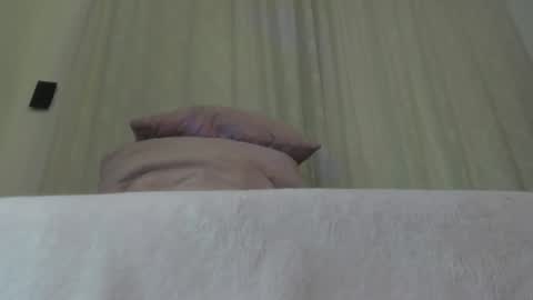 Snapshot of sweet_skiinny chatting on June 2026 12:39:01 PM Adeline online show from June 2026 12:39:01 PM