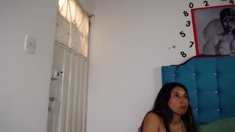 Adriana online show from November 2025 06:34:01 PM