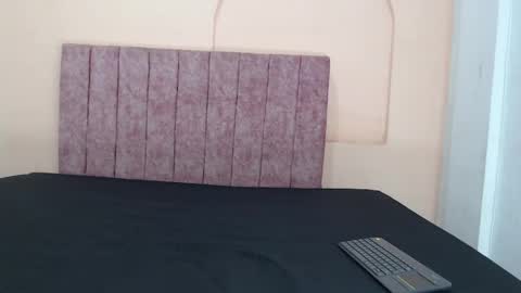 sweet_sofi20 online show from April 2026 02:04:02 PM