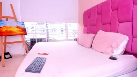 Snapshot of sweet_stacie chatting on February 2025 02:25:02 PM sweet_stacie online show from February 2025 02:25:02 PM