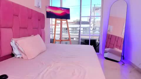 Snapshot of sweet_stacie chatting on September 2025 01:16:02 PM sweet_stacie online show from September 2025 01:16:02 PM