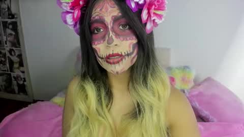              online show from October 2025 05:42:02 AM