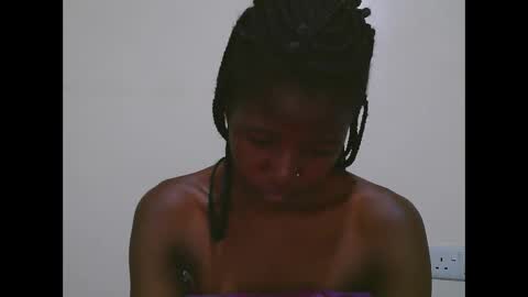 Snapshot of sweet_tattiana chatting on February 2025 07:05:02 PM Tatty online show from February 2025 07:05:02 PM