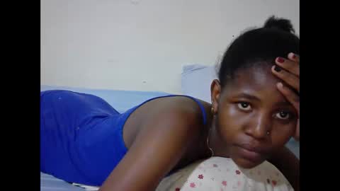 Snapshot of sweet_tattiana chatting on November 2025 05:37:02 PM Tatty online show from November 2025 05:37:02 PM