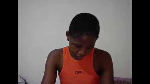 Snapshot of sweet_tattiana chatting on November 2025 09:43:02 AM Tatty online show from November 2025 09:43:02 AM