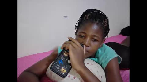 Snapshot of sweet_tattiana chatting on December 2025 07:53:02 PM Tatty online show from December 2025 07:53:02 PM