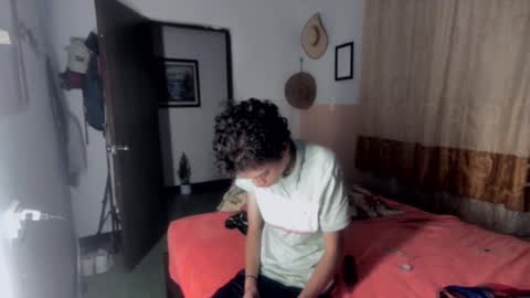 Snapshot of sweet_tippot chatting on February 2025 03:06:01 AM Tippot and Germaine online show from February 2025 03:06:01 AM