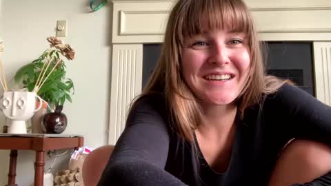 Heidi Brenner - Please check bio for schedule  FAQ online show from December 2024 08:43:01 PM