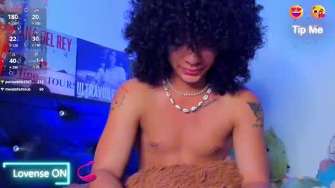 Snapshot of sweet_vond chatting on January 2025 01:29:01 AM Steven independent model online show from January 2025 01:29:01 AM