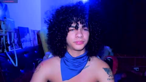 Snapshot of sweet_vond chatting on February 2025 05:40:01 AM Steven independent model online show from February 2025 05:40:01 AM