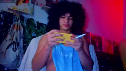 Snapshot of sweet_vond chatting on March 2025 05:53:01 AM Steven independent model online show from March 2025 05:53:01 AM