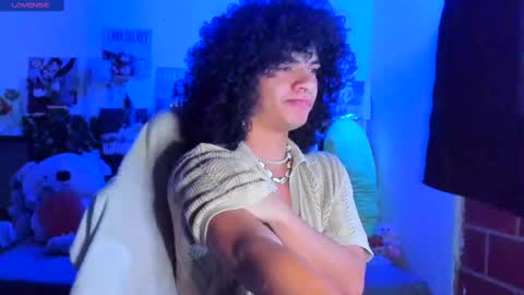 Snapshot of sweet_vond chatting on March 2025 11:29:02 AM Steven independent model online show from March 2025 11:29:02 AM