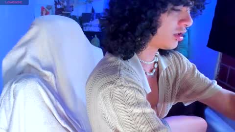 Snapshot of sweet_vond chatting on March 2025 02:34:02 PM Steven independent model online show from March 2025 02:34:02 PM