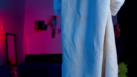 Snapshot of sweet_vond chatting on October 2025 11:37:01 PM Steven independent model online show from October 2025 11:37:01 PM