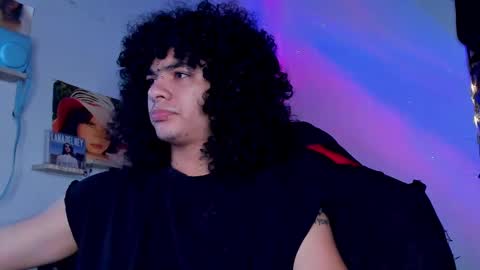 Snapshot of sweet_vond chatting on November 2025 02:55:02 AM Steven independent model online show from November 2025 02:55:02 AM