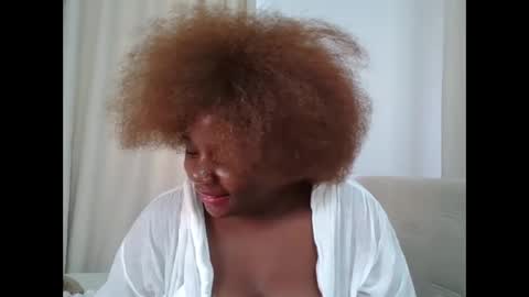 Snapshot of sweetafricangal chatting on March 2026 05:19:01 AM NASHA online show from March 2026 05:19:01 AM