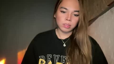 Snapshot of sweetalexa19 chatting on December 2024 06:48:02 AM alexa your one and only queen online show from December 2024 06:48:02 AM