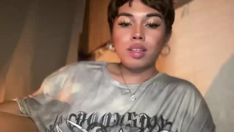 Snapshot of sweetalexa19 chatting on January 2025 05:39:02 PM alexa your one and only queen online show from January 2025 05:39:02 PM