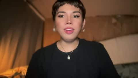 Snapshot of sweetalexa19 chatting on January 2025 04:11:02 AM alexa your one and only queen online show from January 2025 04:11:02 AM