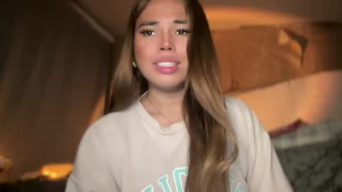 Snapshot of sweetalexa19 chatting on February 2025 06:40:02 PM alexa your one and only queen online show from February 2025 06:40:02 PM