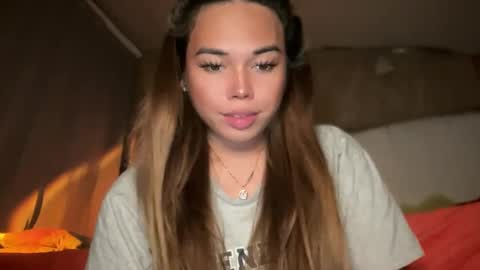 Snapshot of sweetalexa19 chatting on March 2025 08:02:01 AM alexa your one and only queen online show from March 2025 08:02:01 AM