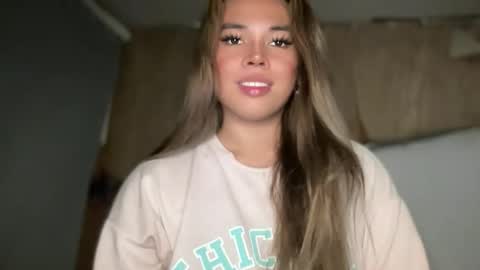 Snapshot of sweetalexa19 chatting on September 2025 02:11:02 AM alexa your one and only queen online show from September 2025 02:11:02 AM