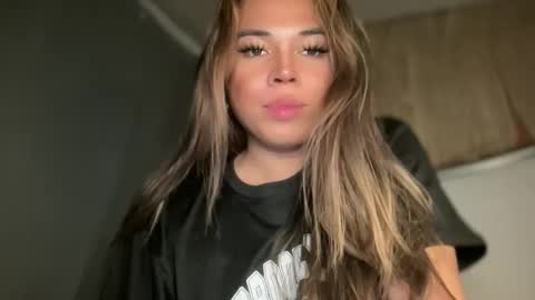 Snapshot of sweetalexa19 chatting on October 2025 07:11:01 PM alexa your one and only queen online show from October 2025 07:11:01 PM