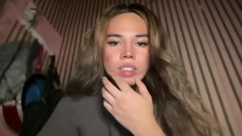 Snapshot of sweetalexa19 chatting on October 2025 09:20:01 AM alexa your one and only queen online show from October 2025 09:20:01 AM