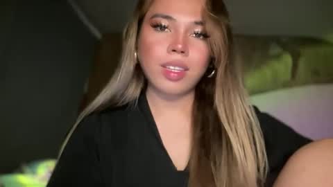 Snapshot of sweetalexa19 chatting on October 2025 09:06:02 AM alexa your one and only queen online show from October 2025 09:06:02 AM