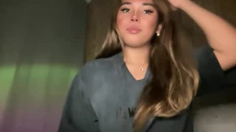 Snapshot of sweetalexa19 chatting on November 2025 10:19:01 PM alexa your one and only queen online show from November 2025 10:19:01 PM