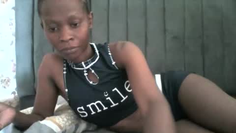 LIANAH online show from November 2025 08:09:01 PM