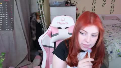 SweetAngel Striptease online show from November 2025 07:59:02 PM