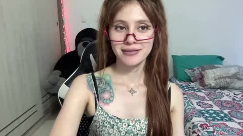 Snapshot of sweetaura0_0 chatting on February 2026 11:04:02 PM SweetAura0 0 online show from February 2026 11:04:02 PM